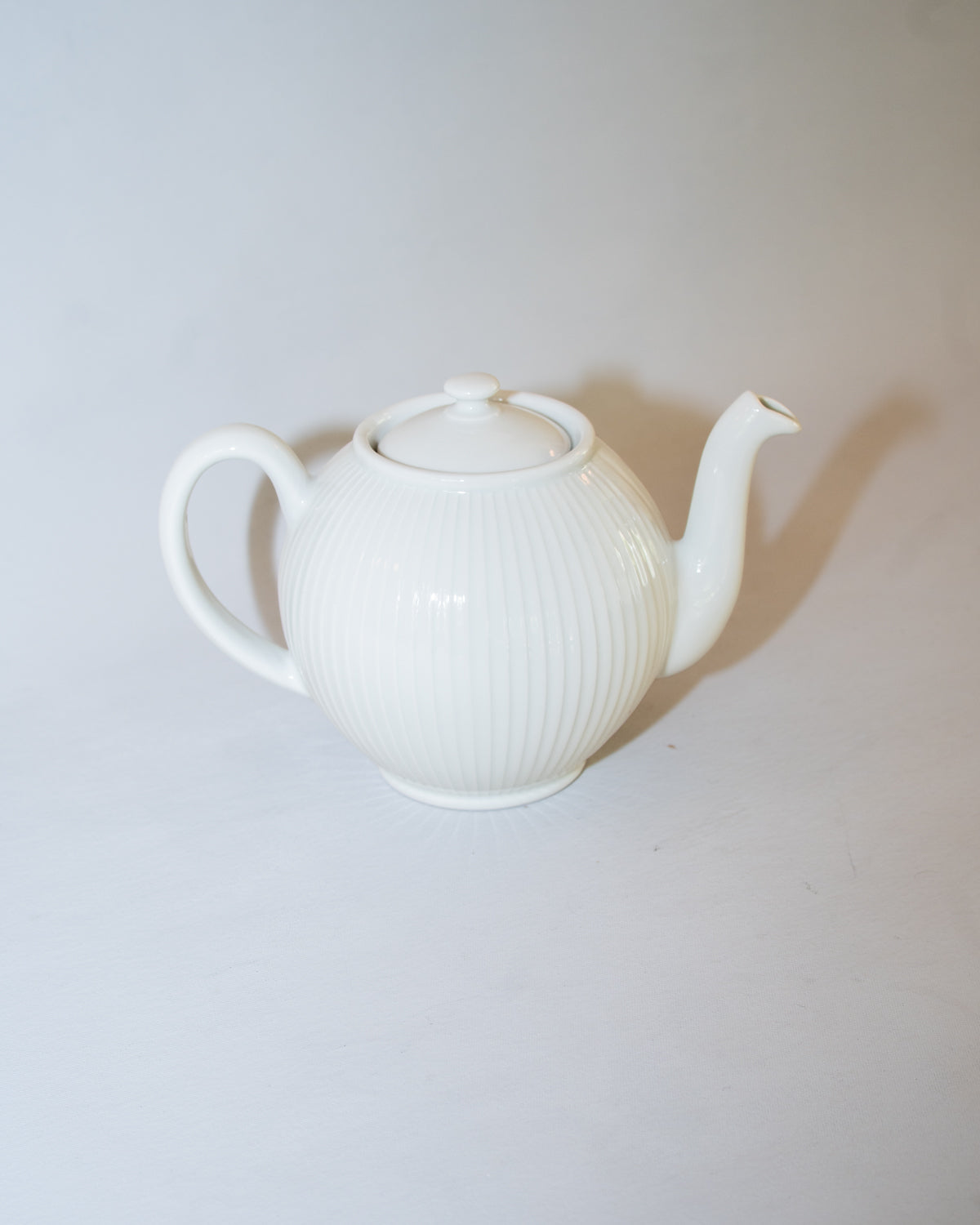 Pillivuyt Tea Pot