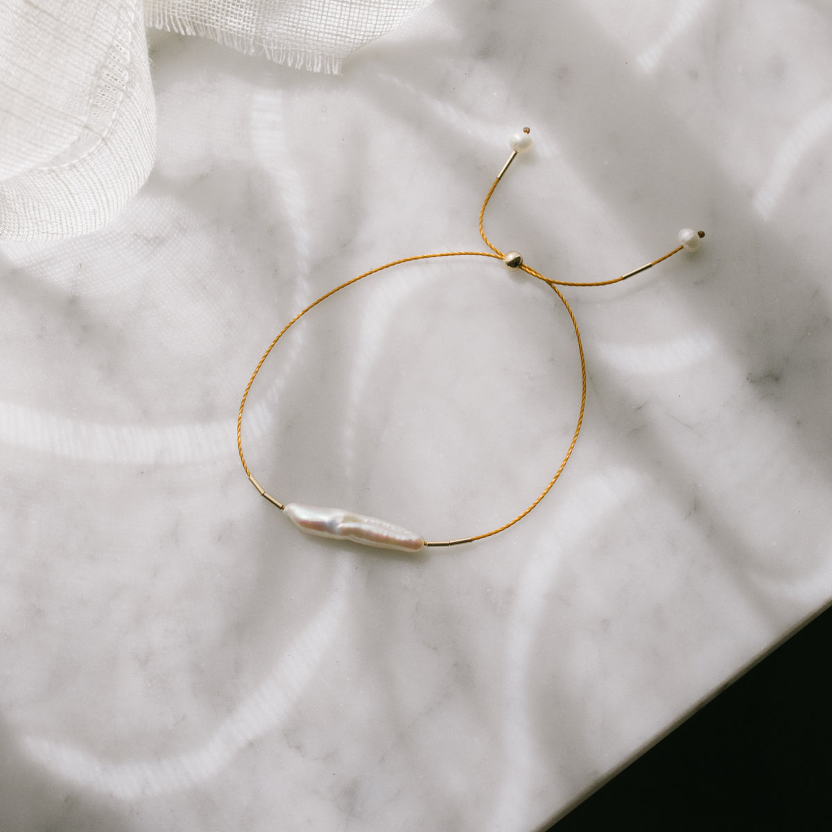 Finger Pearl Bracelet