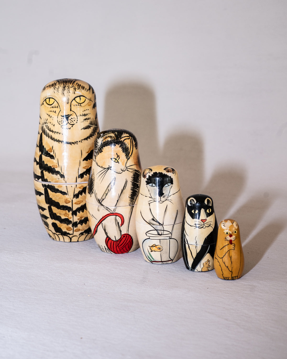 Vintage Feline Nesting Dolls