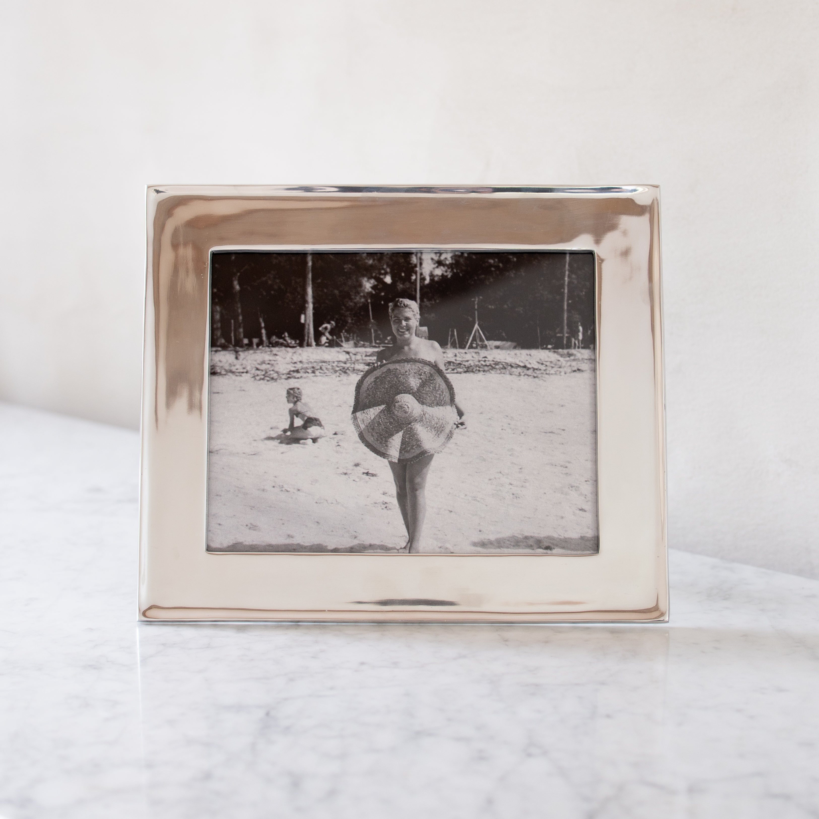 8x10" Wide Edge Frame